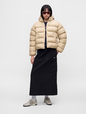Nike Sportswear - Casaco de inverno 'CLSSC' em bege