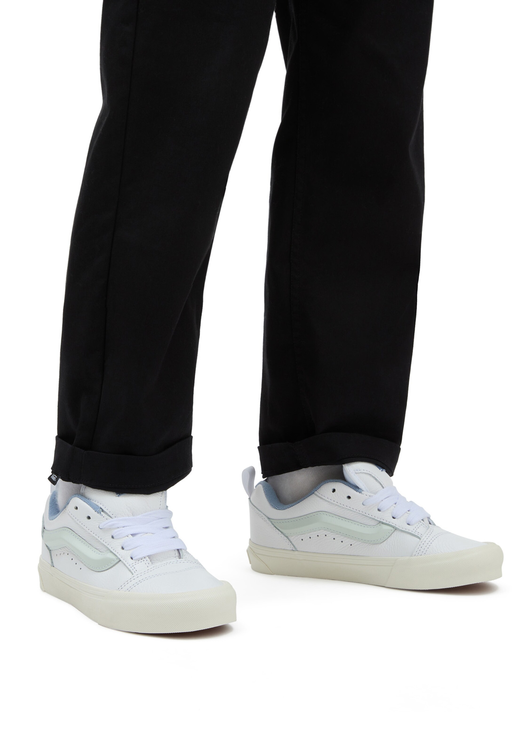 VANS Tenisky 'Knu Skool' – bílá