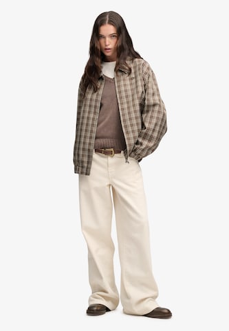 Superdry & Co Tussenjas in Bruin