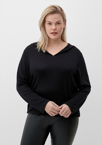 TRIANGLE Shirt in Black: front