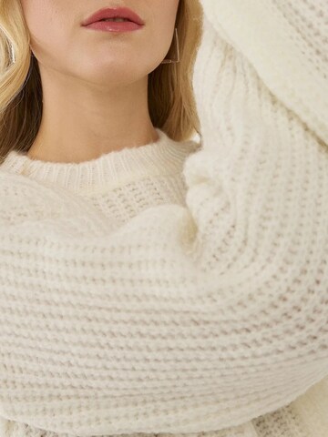 Hiccup Pullover in Weiß