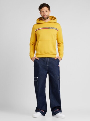 TOMMY HILFIGER Sweatshirt in Geel
