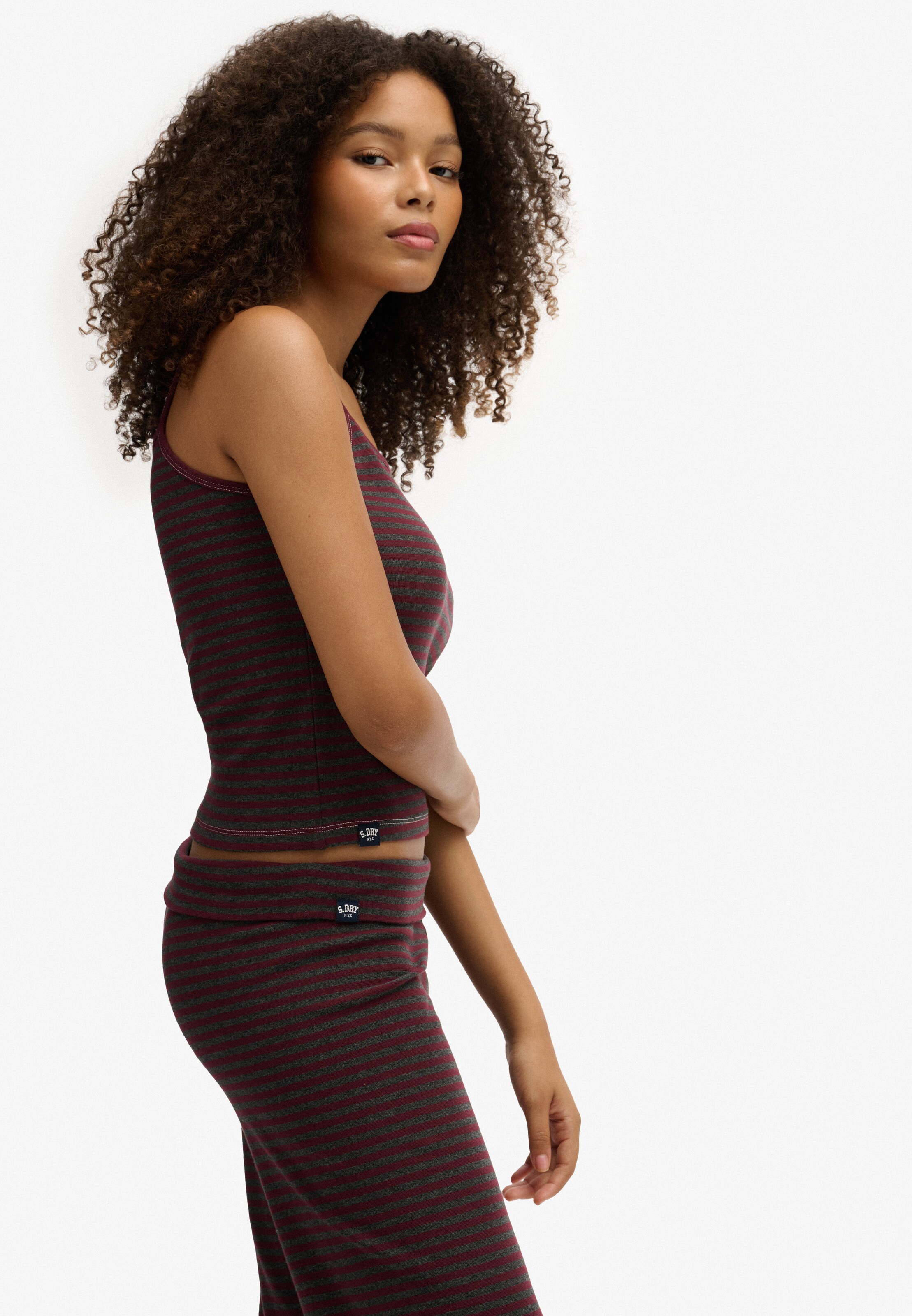 Superdry & Co Loosefit Broek 'Athletic Essentials' in Rood