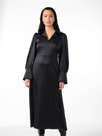 Robe 'YASPELLA' YAS en noir : devant