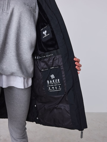 Baker by Ted Baker Пальто в Черный