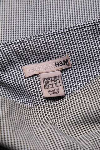 H&M Midirock S in Grau