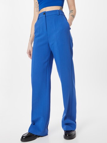 modström Loose fit Pleated Pants 'Gale' in Blue: front