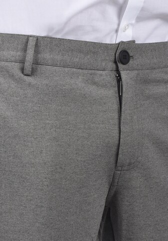Regular Pantalon chino 'Pancho' BLEND en gris