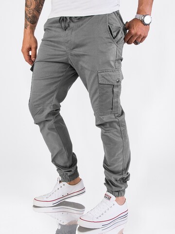 Rock Creek Tapered Cargo Pants in Grey