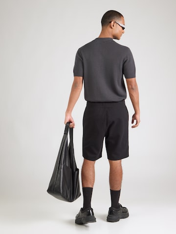 G-STAR Regular Trousers in Black