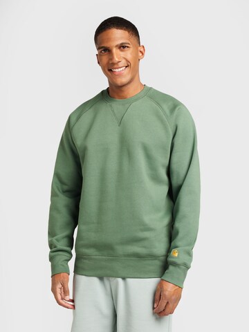 Carhartt WIP Sweatshirt 'Chase' in Green: front