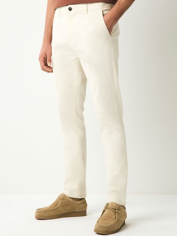 Skinny Pantaloni chino di Next in beige: frontale