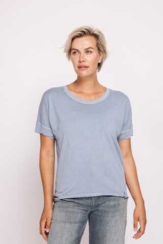 Zhrill Shirt in Blau: Vorderseite