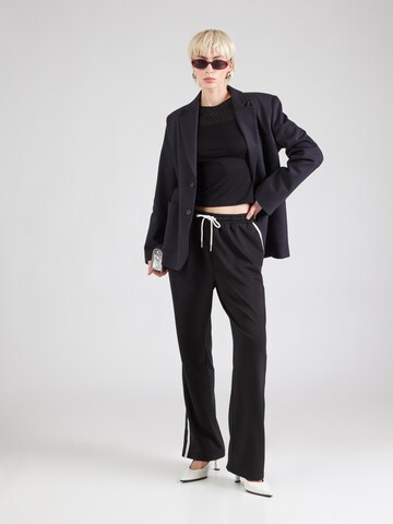 Maglietta 'Wren' di ABOUT YOU in nero