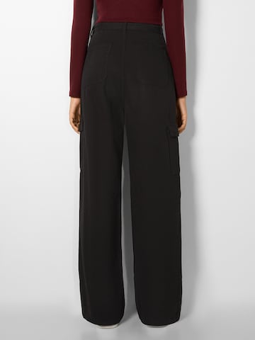 Wide leg Pantaloni eleganți de la Bershka pe negru