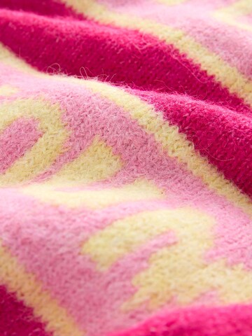 Next Sweater in Pink