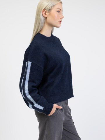 BROKE + SCHÖN Sweater in Blue
