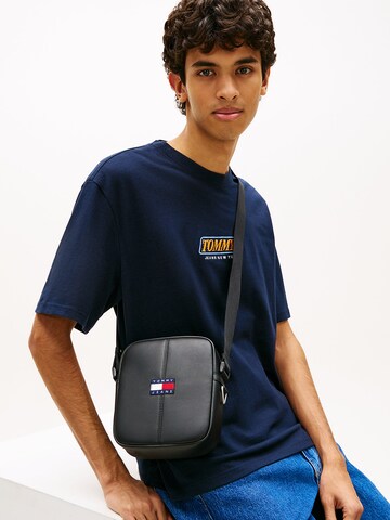 Sac à bandoulière 'Essential' Tommy Jeans en noir