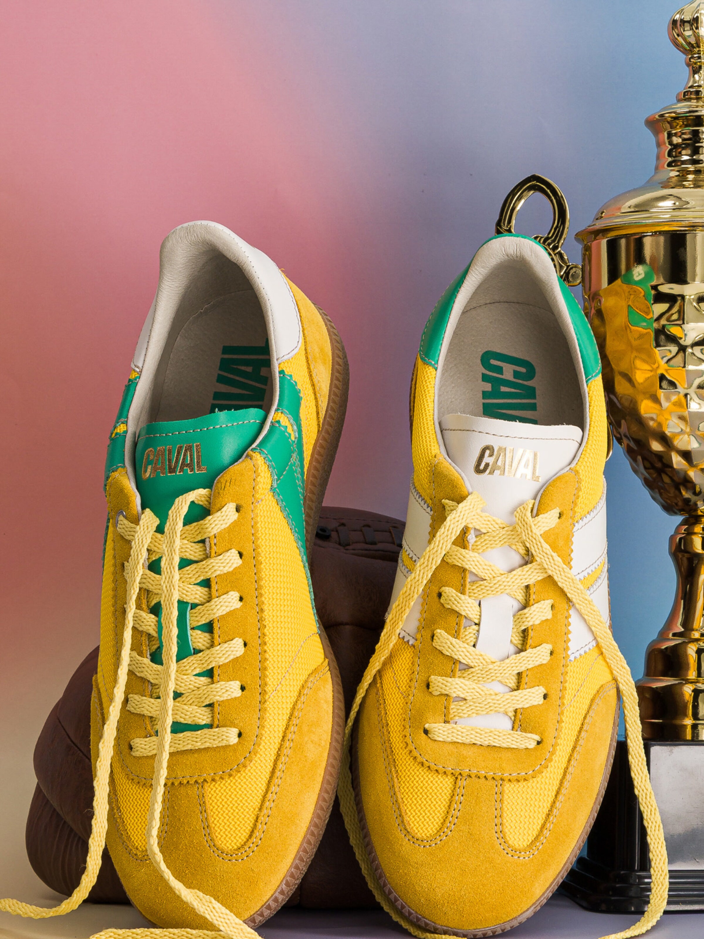 Caval - Sapatilhas baixas ' PULSE ' em amarelo