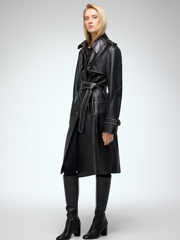 Cappotto invernale 'Helena' di V S P in nero