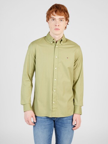 TOMMY HILFIGER - Ajuste regular Camisa en verde: frente