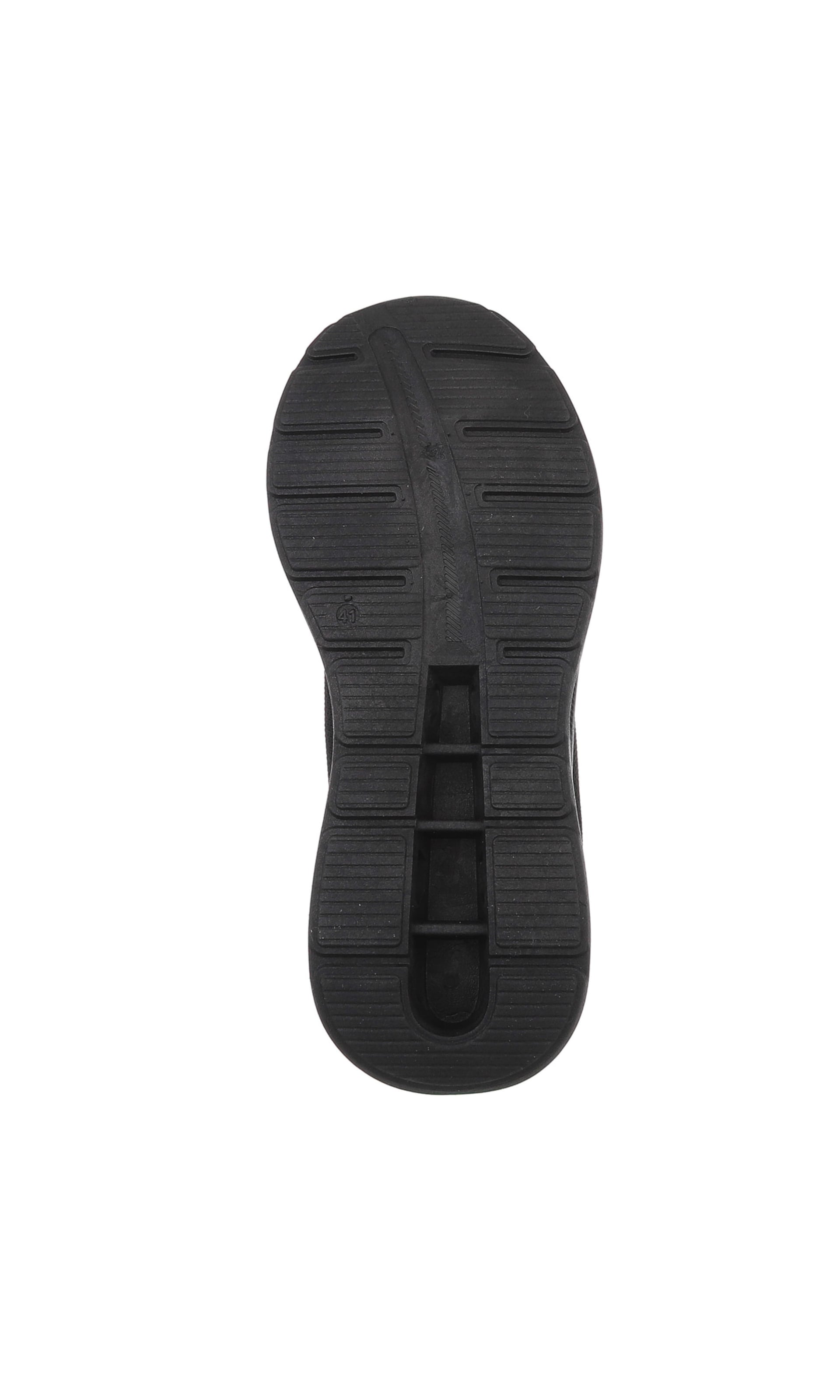 CoolWalk Sneakers in Black