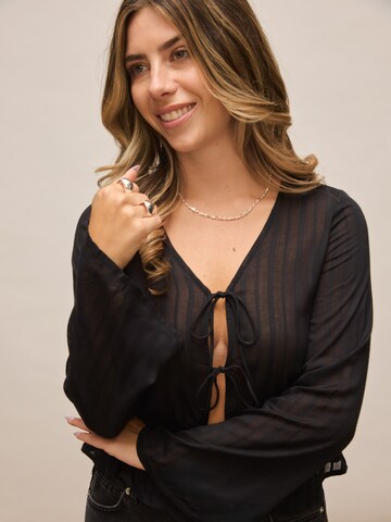 noar studios Bluse in Schwarz