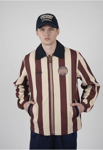 Prohibited Jacke  'Ivy League' in Rot: Vorderseite
