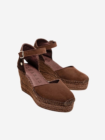 Alhamas Pumps 'Alpargata Cuña 8 cm Ante' in Bruin