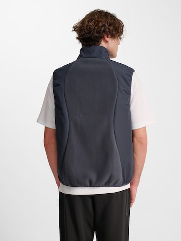 Hummel Vest i grå