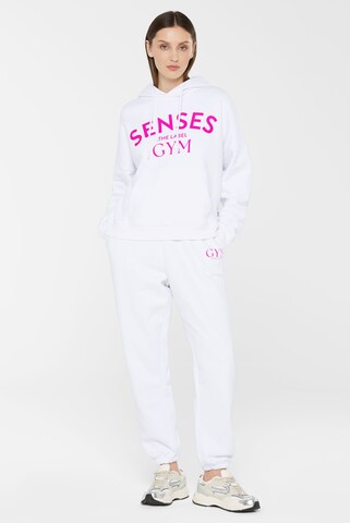 SENSES.THE LABEL Sweatshirt in White