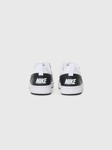 NIKE Sportcipő 'Court Borough' - fehér