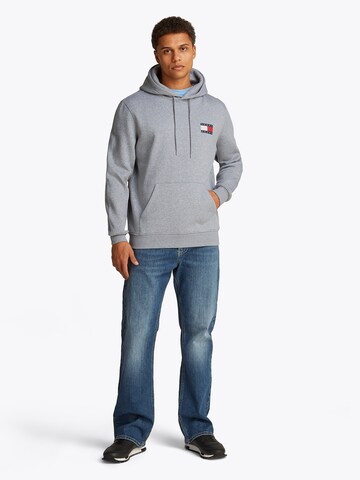 Tommy Jeans Sweatshirt 'ESSENTIAL' in Grey