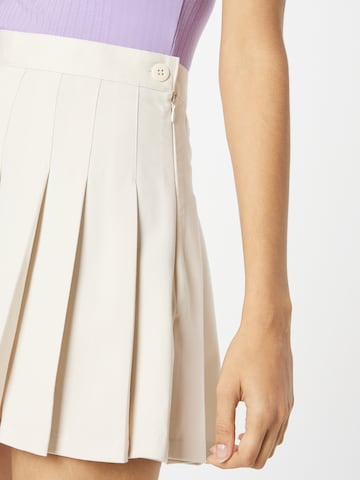 Monki Skirt in White