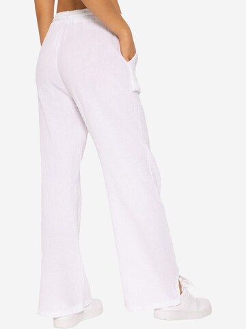 SASSYCLASSY Loose fit Trousers in White