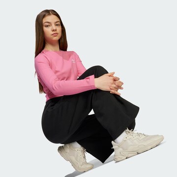 ADIDAS ORIGINALS Wide leg Trousers in Black