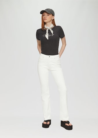 QS Flared Jeans 'Reena' in Beige