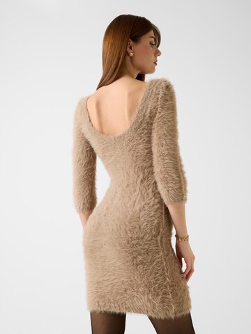 GUESS Dress in Beige
