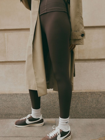 Skinny Leggings self. en marron