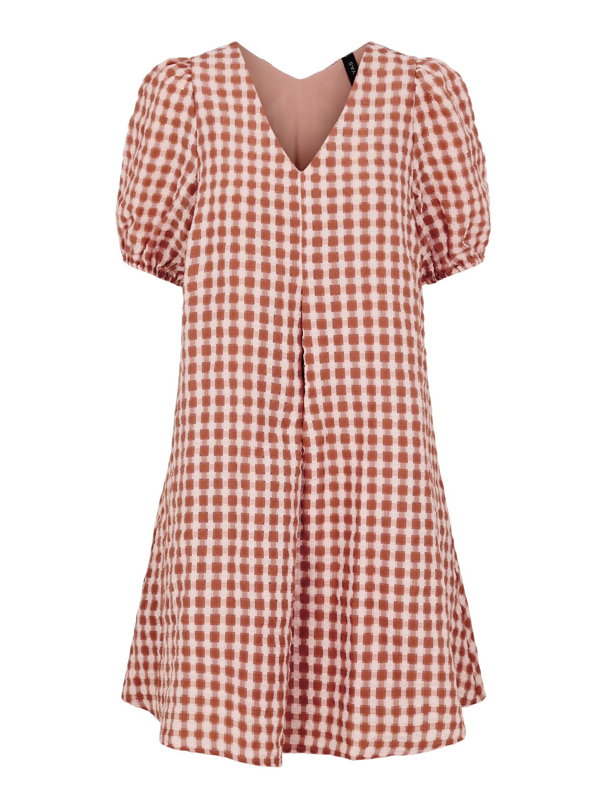 Robe d’été YAS en rose : devant