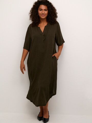 Robe-chemise 'Mille' KAFFE CURVE en vert : devant