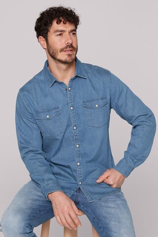 CAMP DAVID Regular fit Button Up Shirt in Blue: front