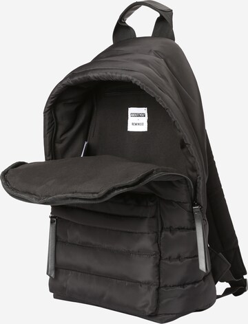 ABOUT YOU x Rewinside Rucksack 'Henning' in Schwarz