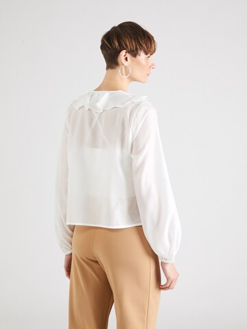 SISTERS POINT Blouse 'VUTA' in White