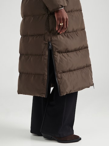 Cappotto invernale di No. 1 Como in verde