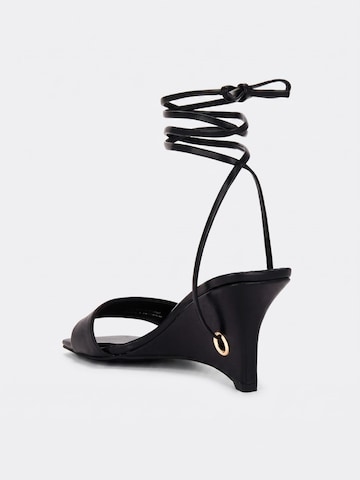 Jeffrey Campbell Sandaler med rem 'Ready' i sort