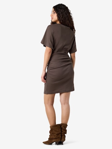 Noisy may - Vestido 'ABBI' en marrón