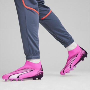 Scarpa da calcio 'ULTRA MATCH' di PUMA in rosa: frontale