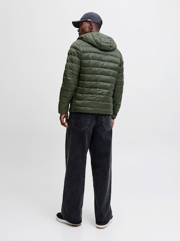 žalia JACK & JONES Žieminė striukė 'JJEBradley'