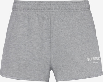 Superdry Sportshorts 'Core' in Grau: predná strana